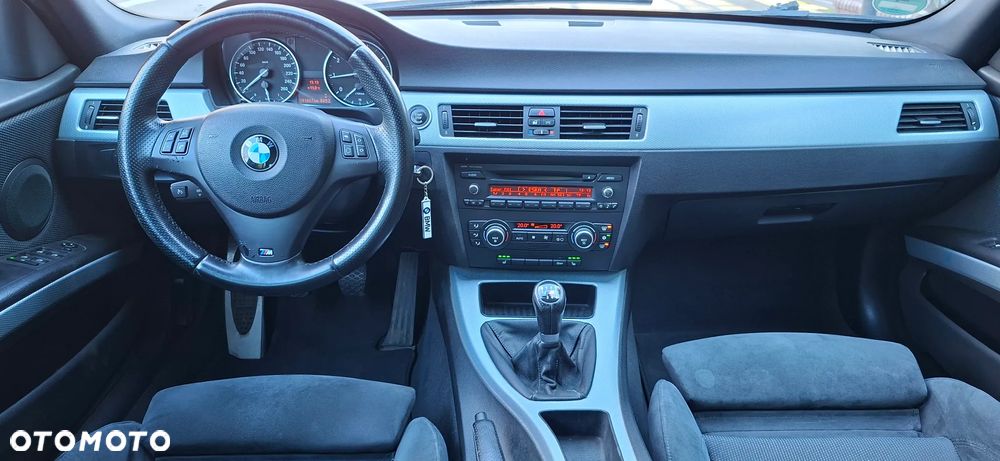 BMW Seria 3 318i Edition Sport - 20