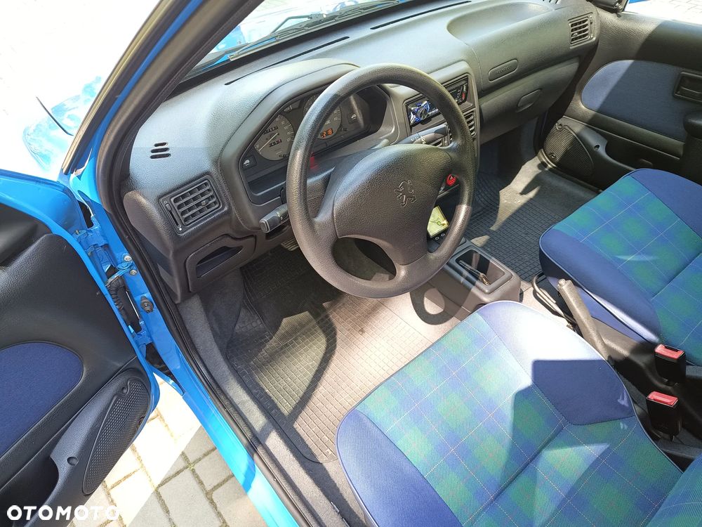 Peugeot 106 - 8