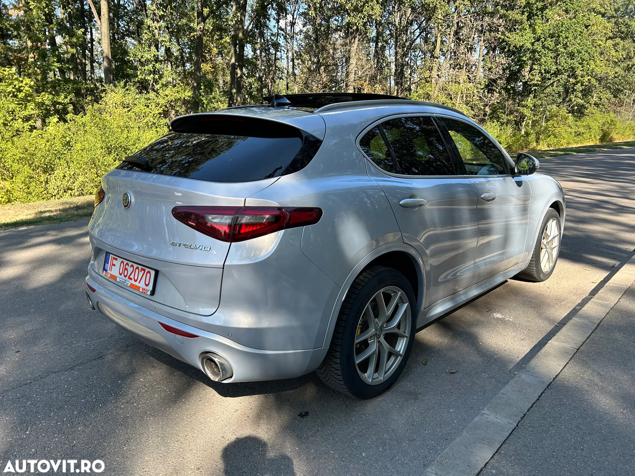Alfa Romeo Stelvio 2.0 Turbo 16V AT8-Q4 Veloce Ti - 6