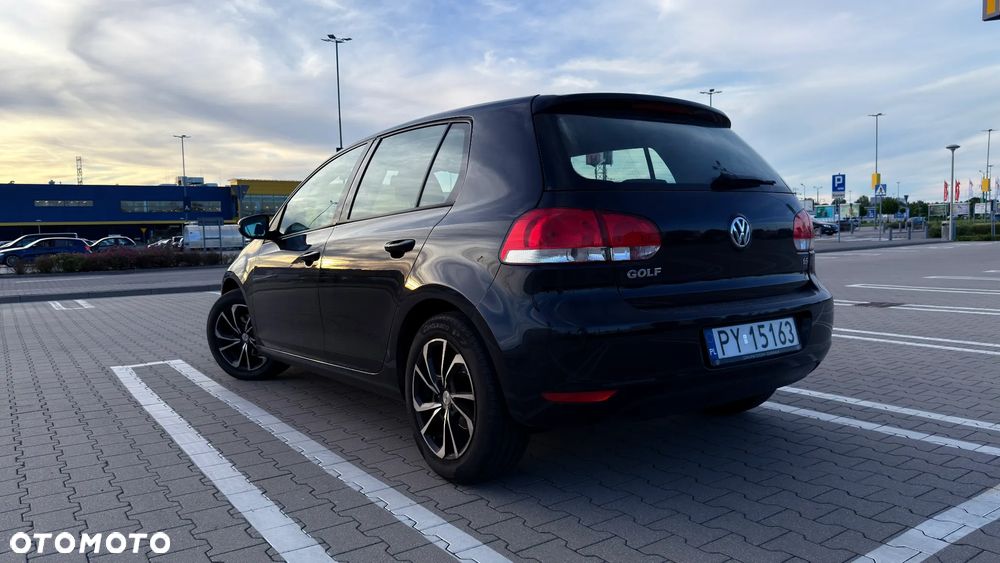 Volkswagen Golf 1.6 Trendline - 4