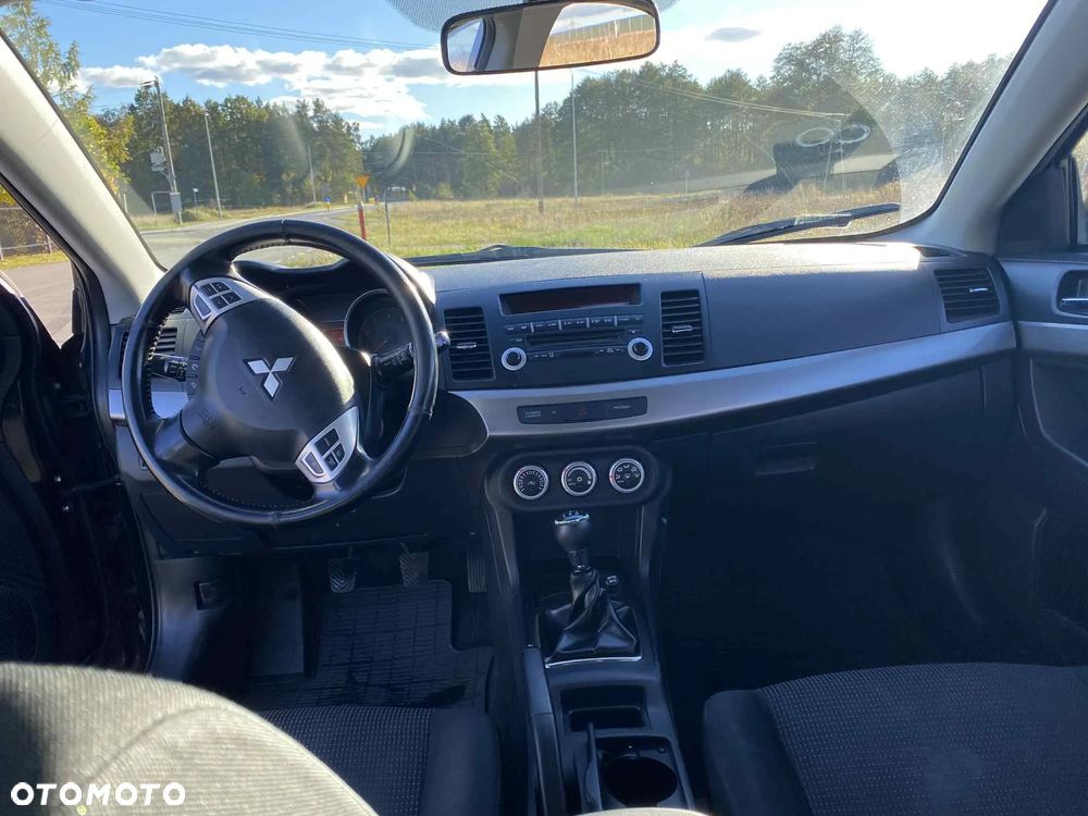 Mitsubishi Lancer - 4