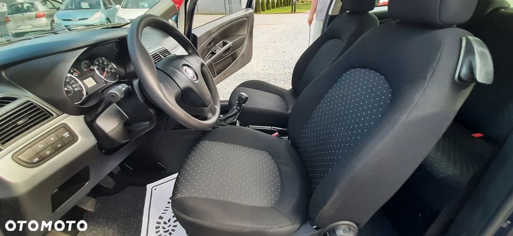 Fiat Grande Punto - 26