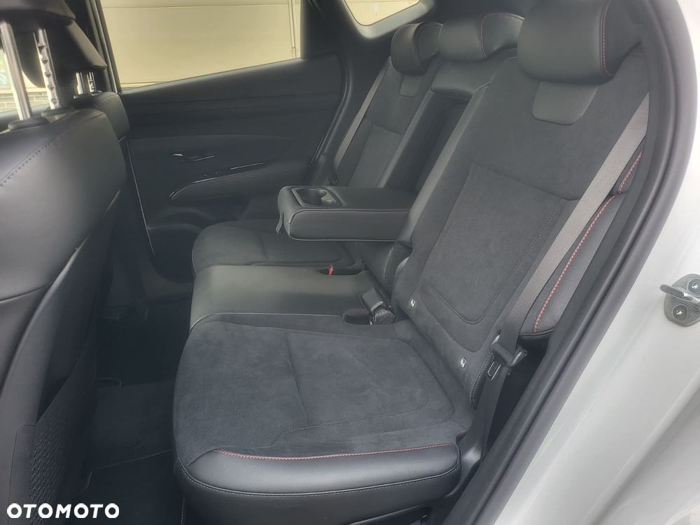 Hyundai Tucson 1.6 T-GDi PHEV N-Line 4WD - 32