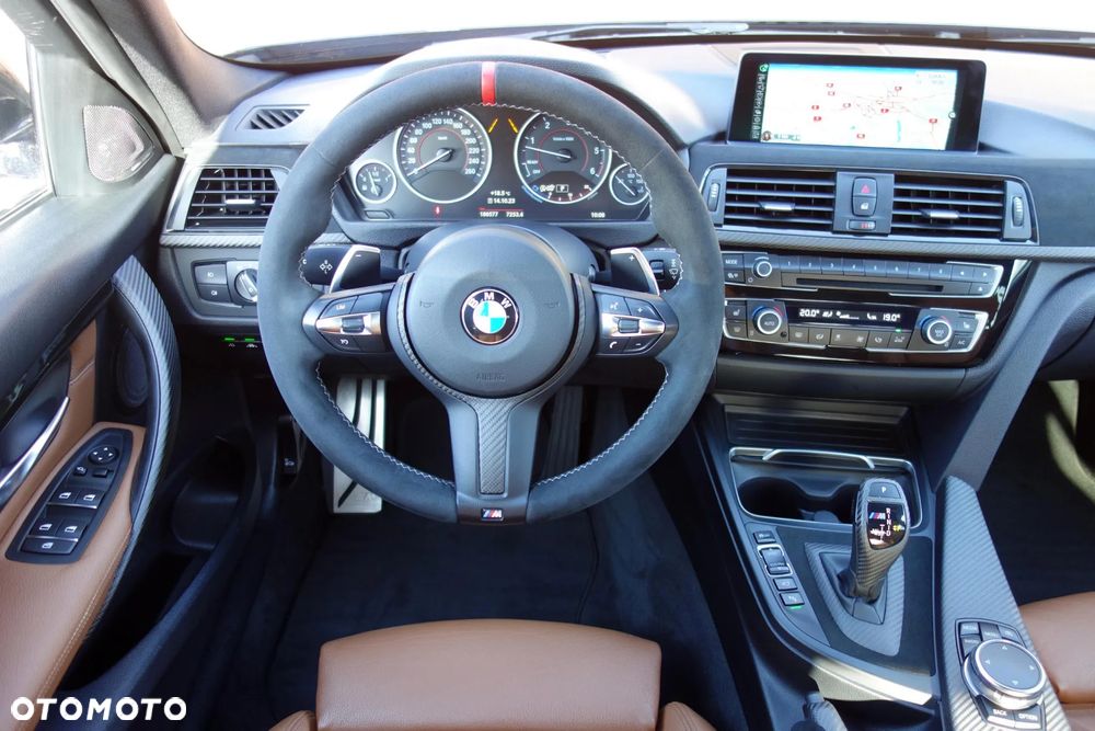 BMW Seria 3 330d xDrive M Sport EU6 - 36