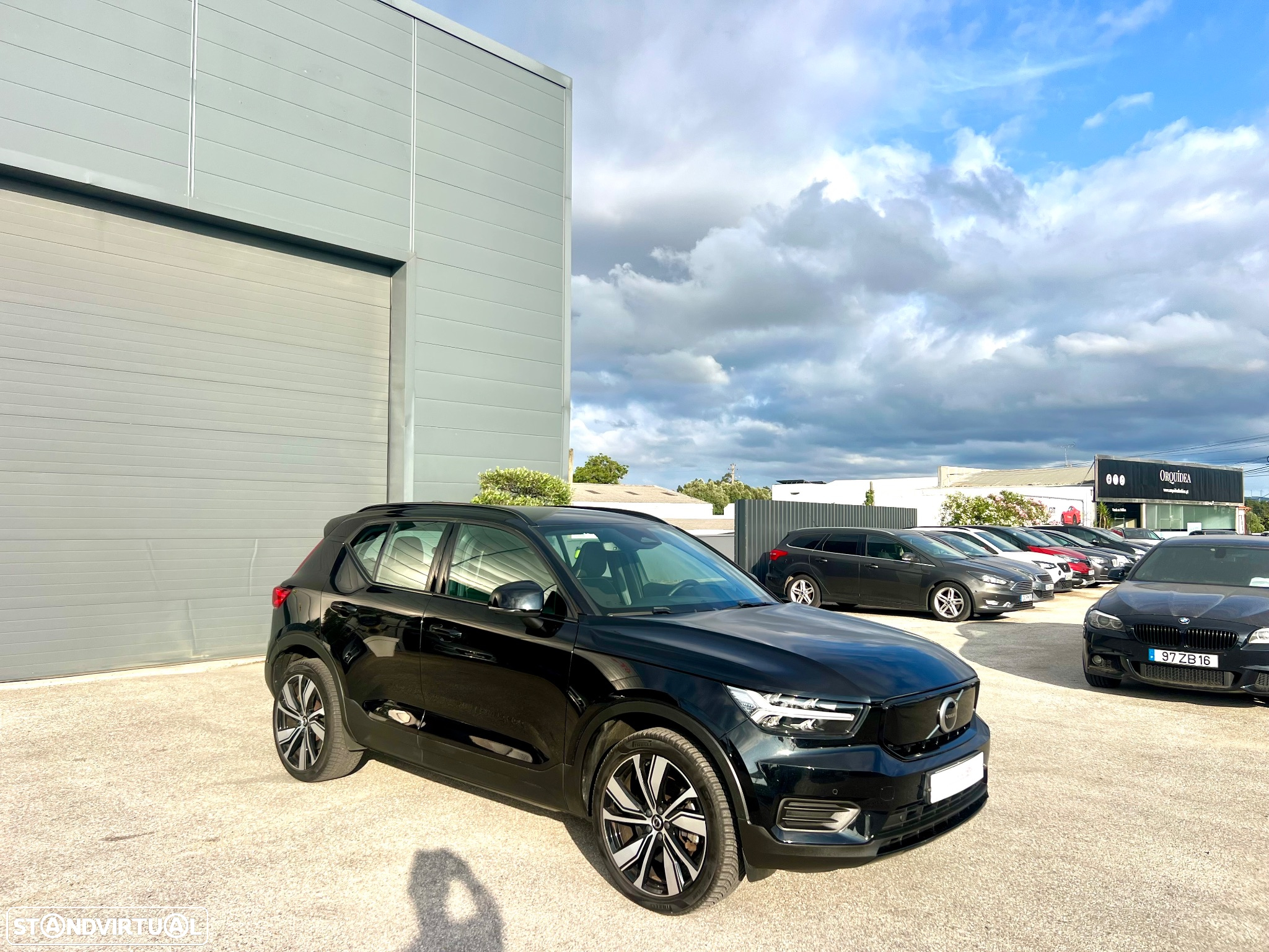 Volvo XC 40 Recharge 69 kWh Single Motor RWD Plus - 2