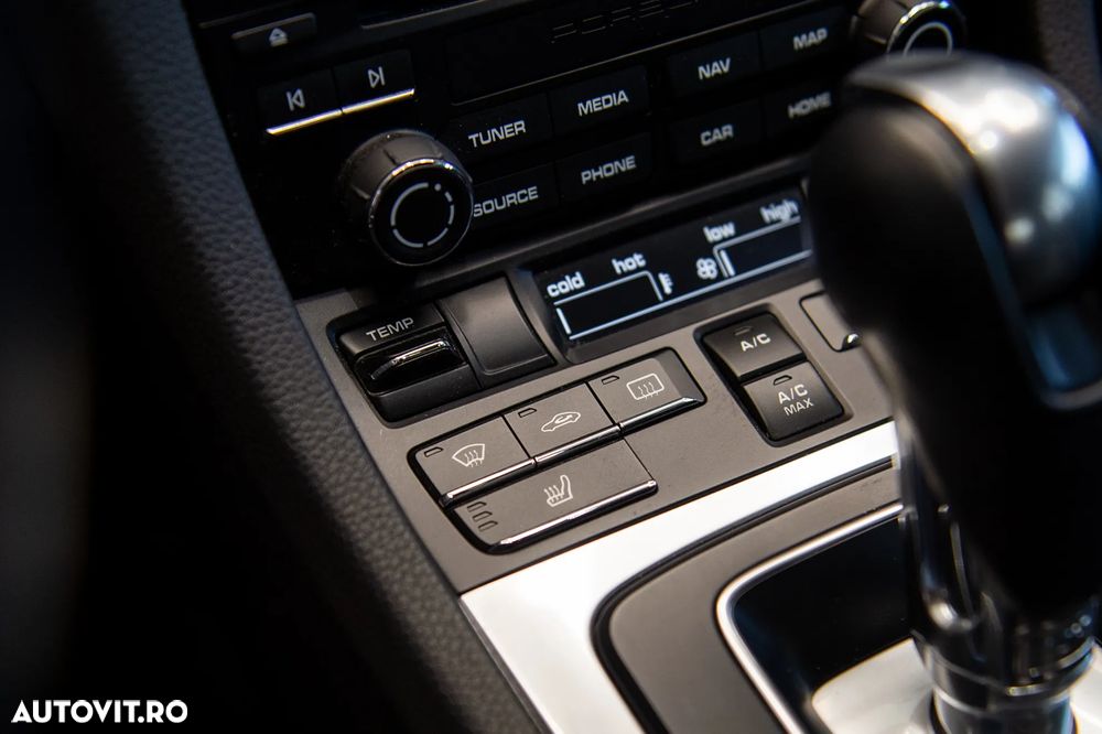 Porsche Cayman PDK - 26