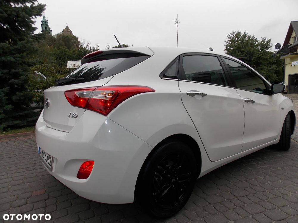 Hyundai i30 1.4 Classic - 12