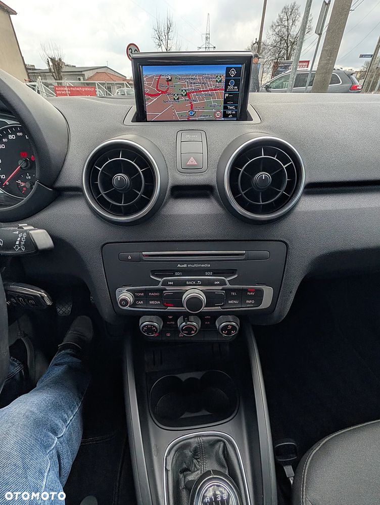Audi A1 Sportback 1.0 TFSI ultra - 32
