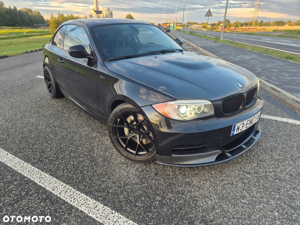 BMW Seria 1 135i Limited Edition Lifestyle mit M Sportpaket - 1