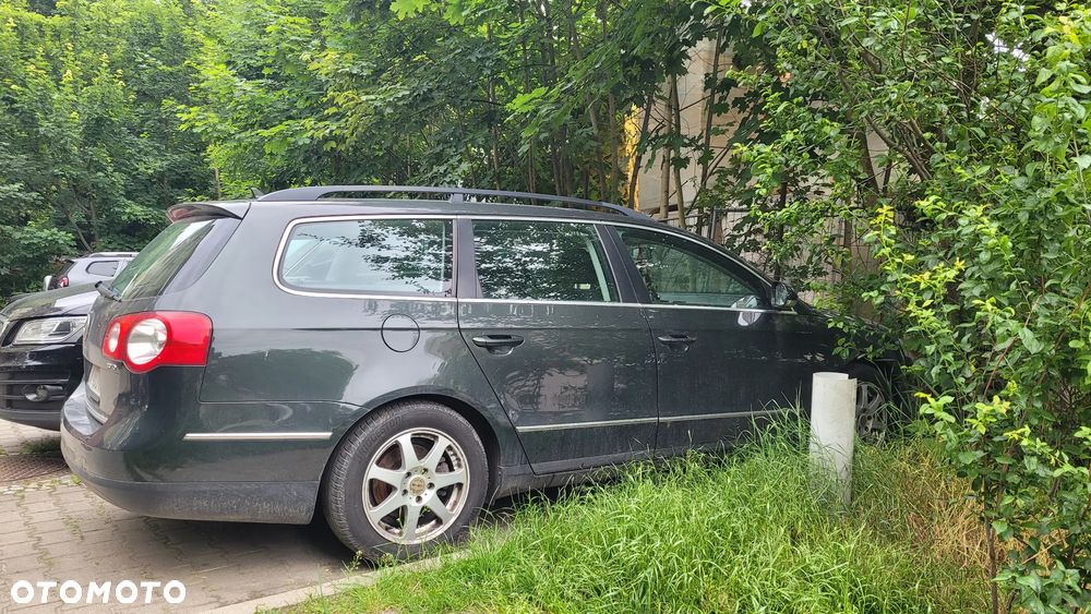 Volkswagen Passat 2.0 TDI Comfortline DSG - 1