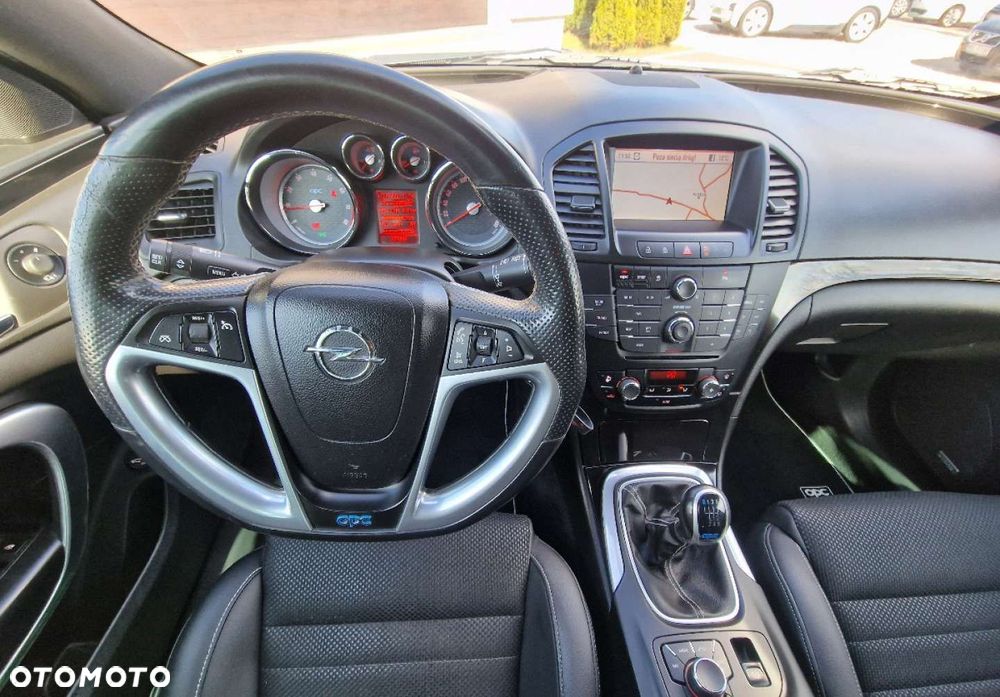 Opel Insignia - 24