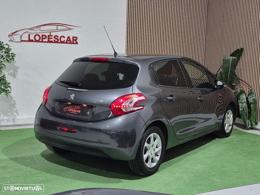 Peugeot 208 1.2 VTi Active - 5
