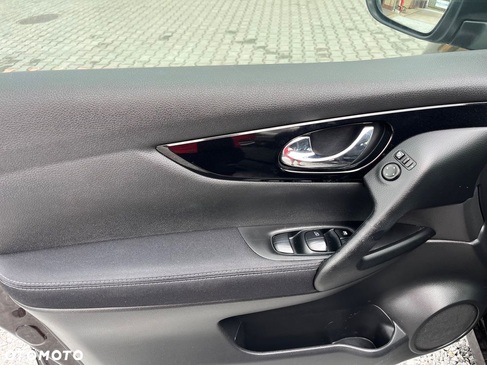 Nissan Qashqai 1.2 DIG-T Acenta - 17
