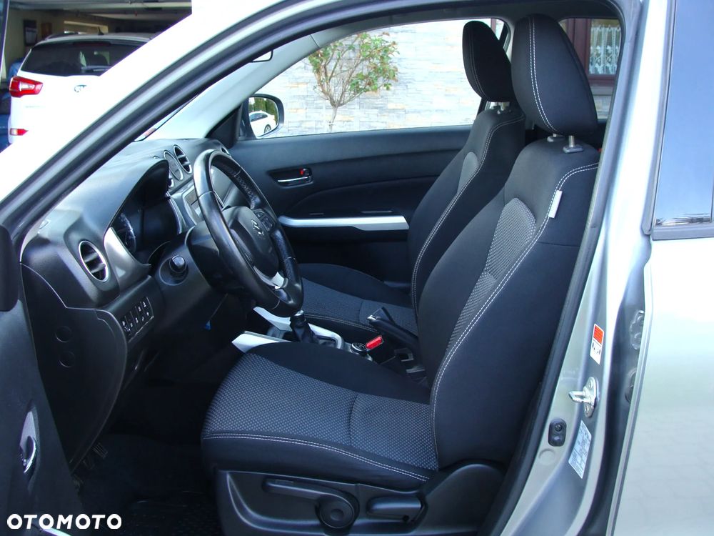 Suzuki Vitara 1.6 DDiS (4x4) Allgrip Comfort - 9