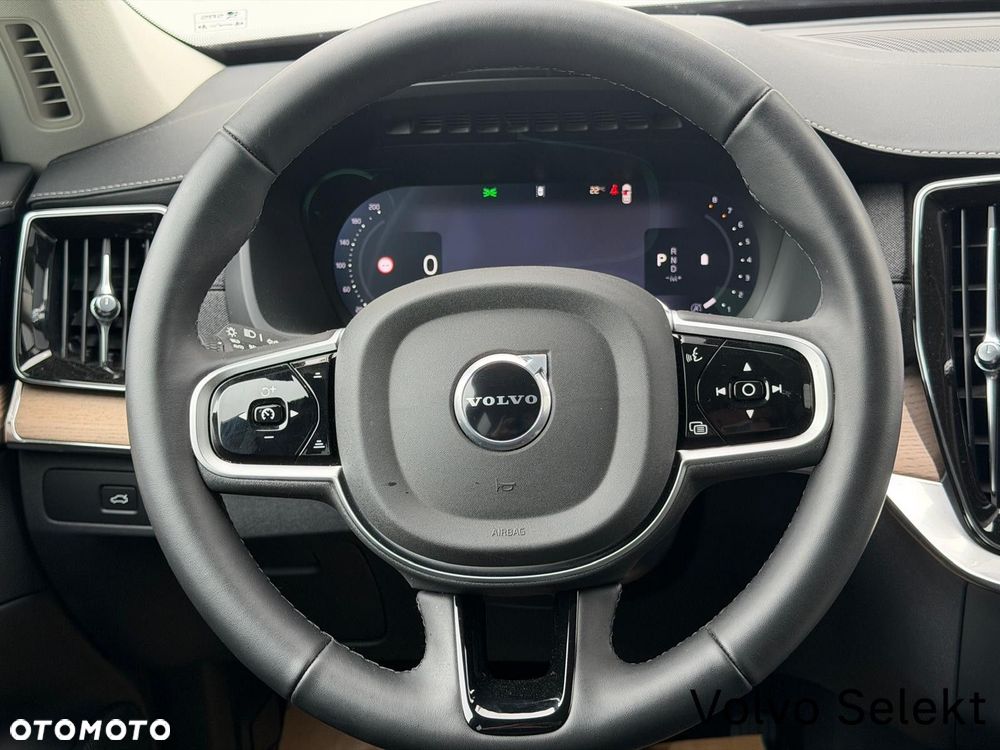 Volvo XC 90 - 13