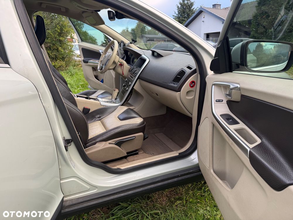 Volvo XC 60 - 12
