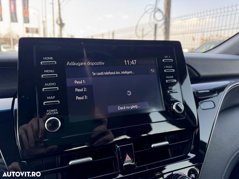 Toyota Camry - 22