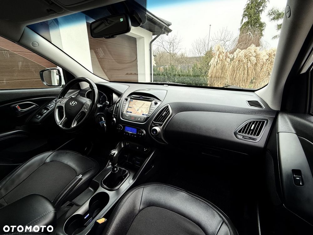 Hyundai ix35 blue 1.6 2WD Finale Gold - 32