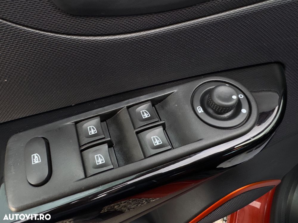 Renault Captur ENERGY TCe 120 EDC Luxe - 20