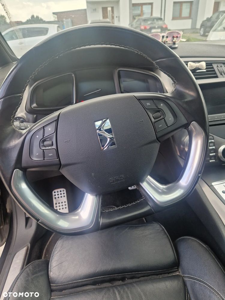 Citroën DS5 2.0 BlueHDi SoChic - 8