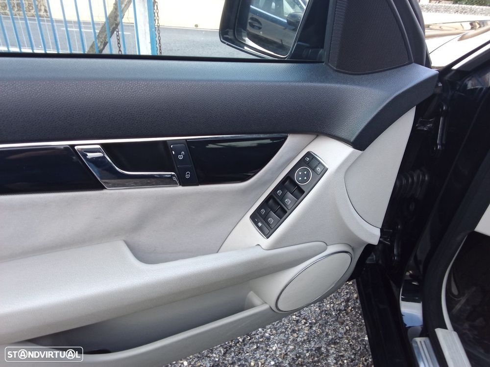 Mercedes-Benz C 200 CDi Avantgarde BlueEfficiency - 28