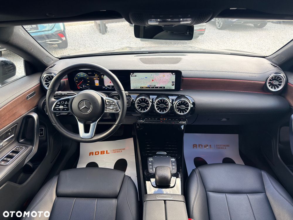 Mercedes-Benz CLA 200 7G-DCT Edition Progressive Line - 13
