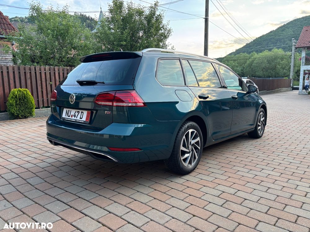 Volkswagen Golf 1.6 TDI DSG Sound - 30