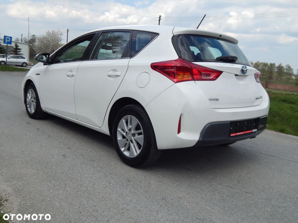 Toyota Auris - 12