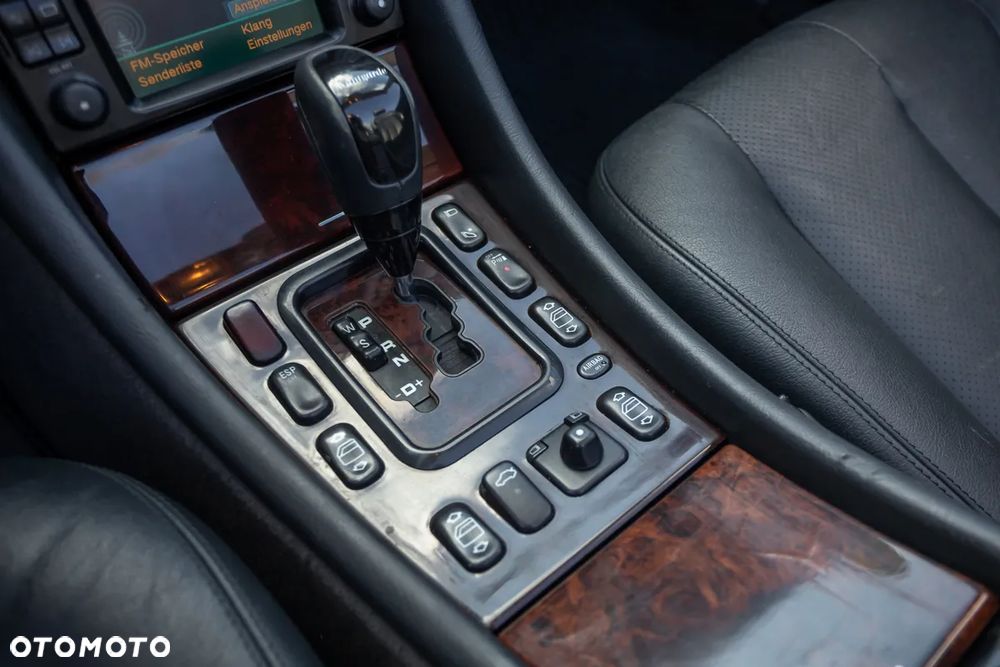 Mercedes-Benz CLK - 26