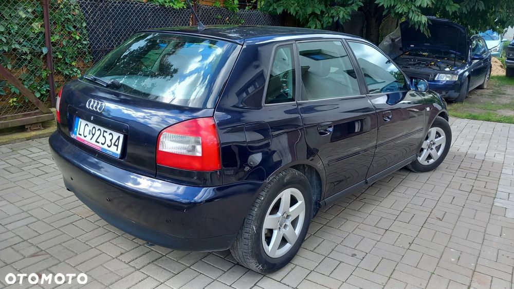 Audi A3 1.8T Ambition - 4