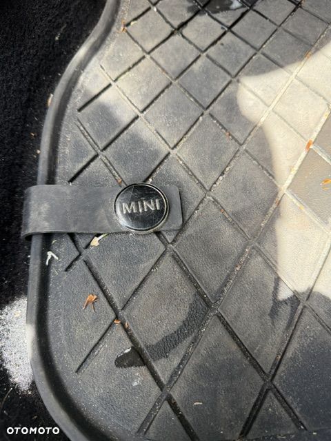 MINI Countryman Cooper Classic Trim - 36