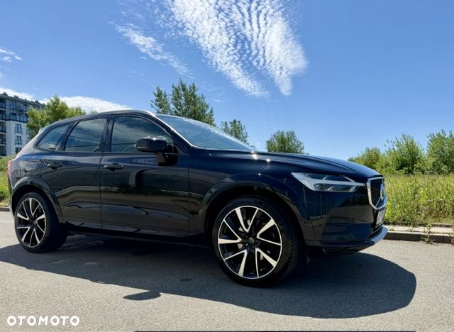 Volvo XC 60 T5 Momentum Pro - 16