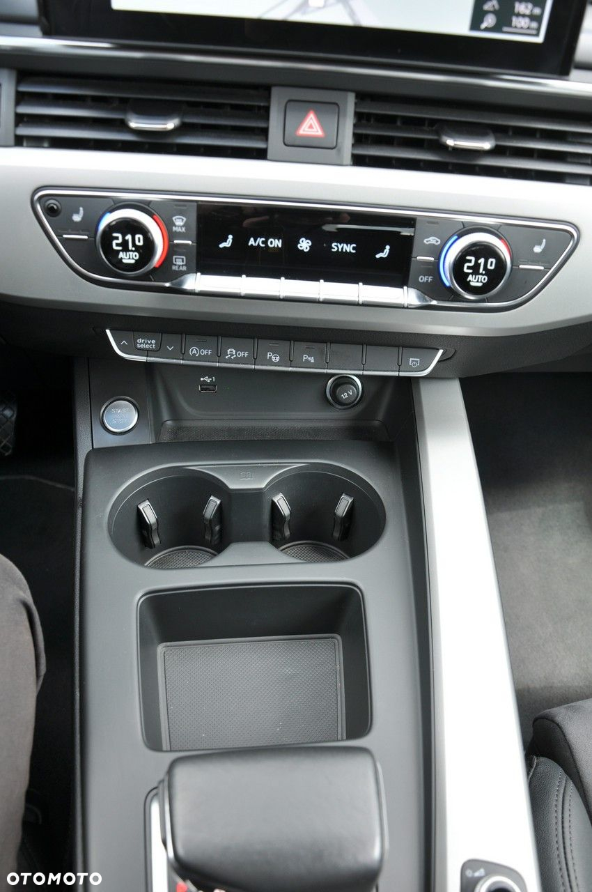 Audi A4 Avant 40 TDI quattro S tronic - 24