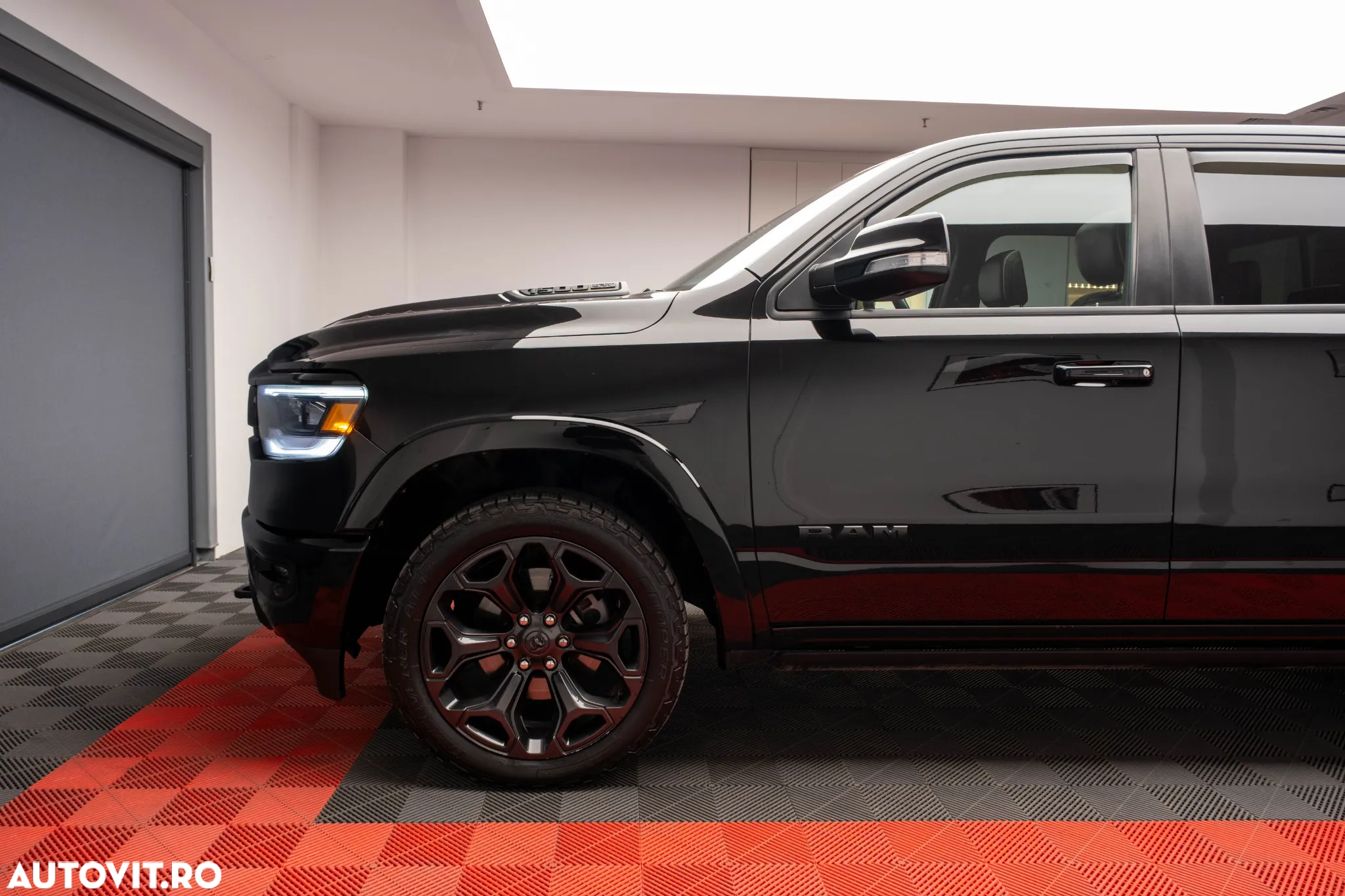 Dodge RAM - 4