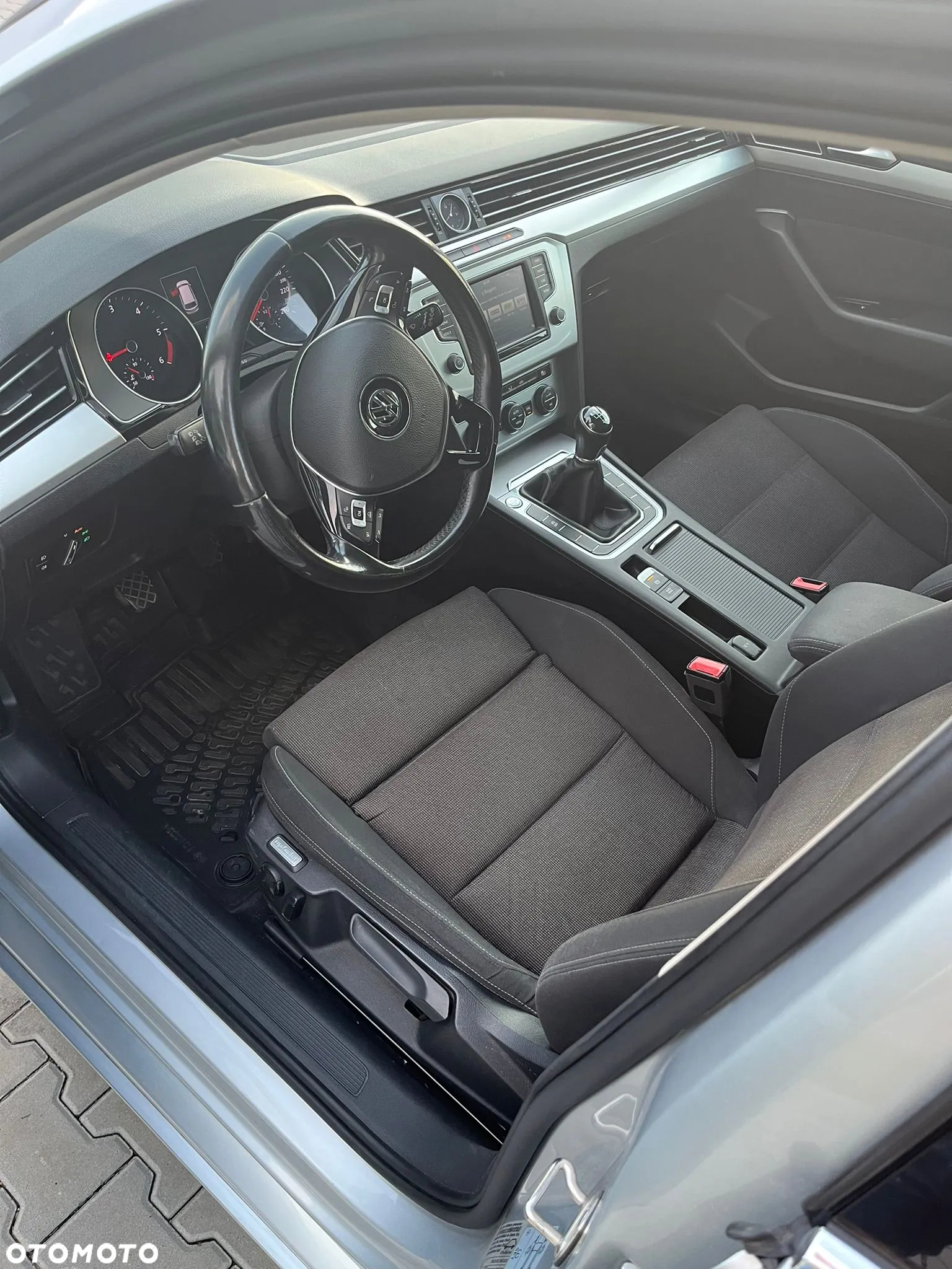 Volkswagen Passat 2.0 TDI BMT Comfortline - 2
