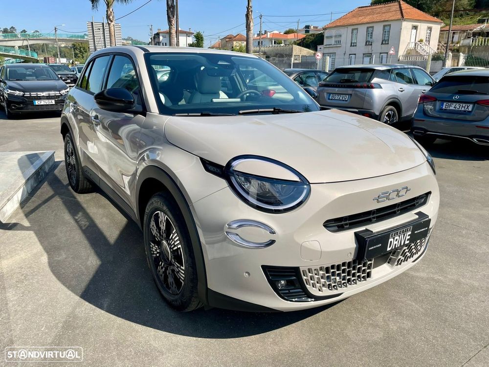 Fiat 600 1.2 Hybrid Icon - 3