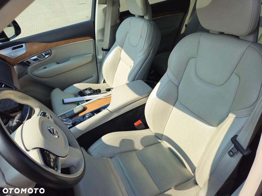 Volvo XC 90 T8 AWD Plug-In Hybrid Inscription 7os - 17
