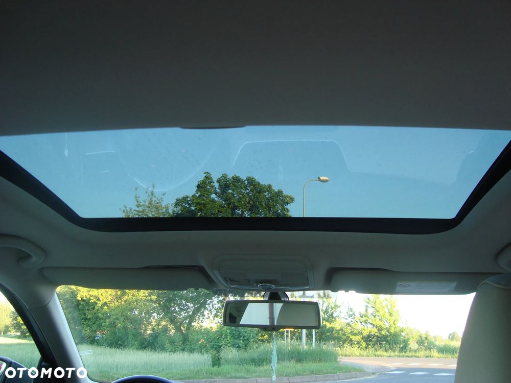 Skoda Octavia 1.6 TDI DPF Elegance - 26