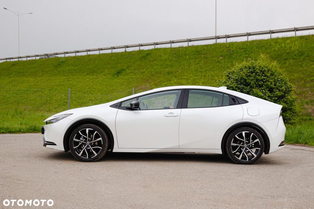 Toyota Prius 2.0 Hybrid Prestige - 2