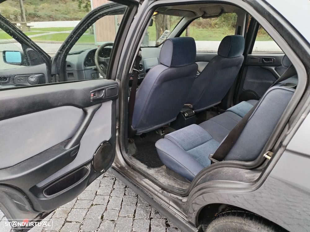 Alfa Romeo 146 1.4 TS 16V Confort - 14