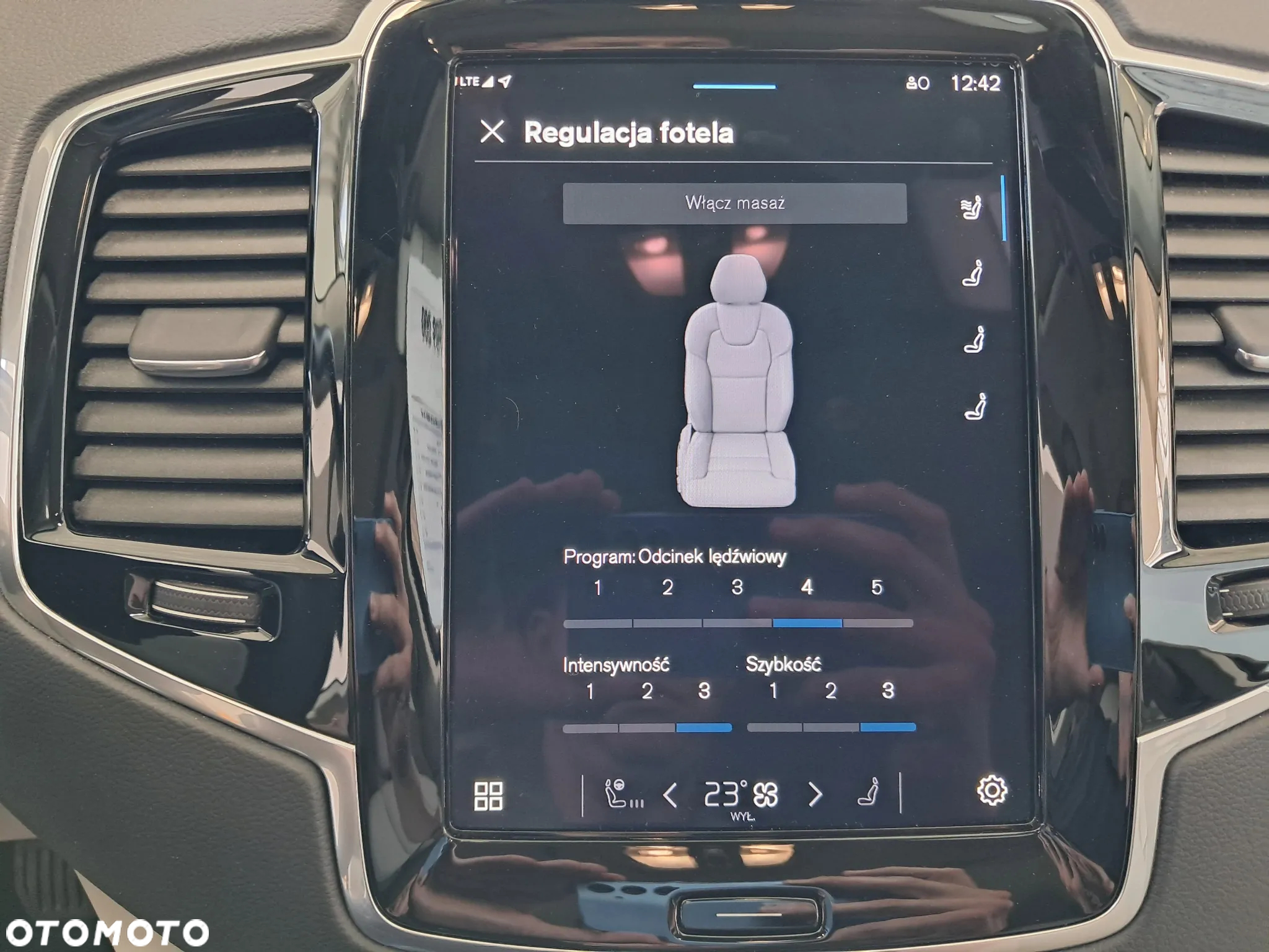 Volvo XC 90 - 39