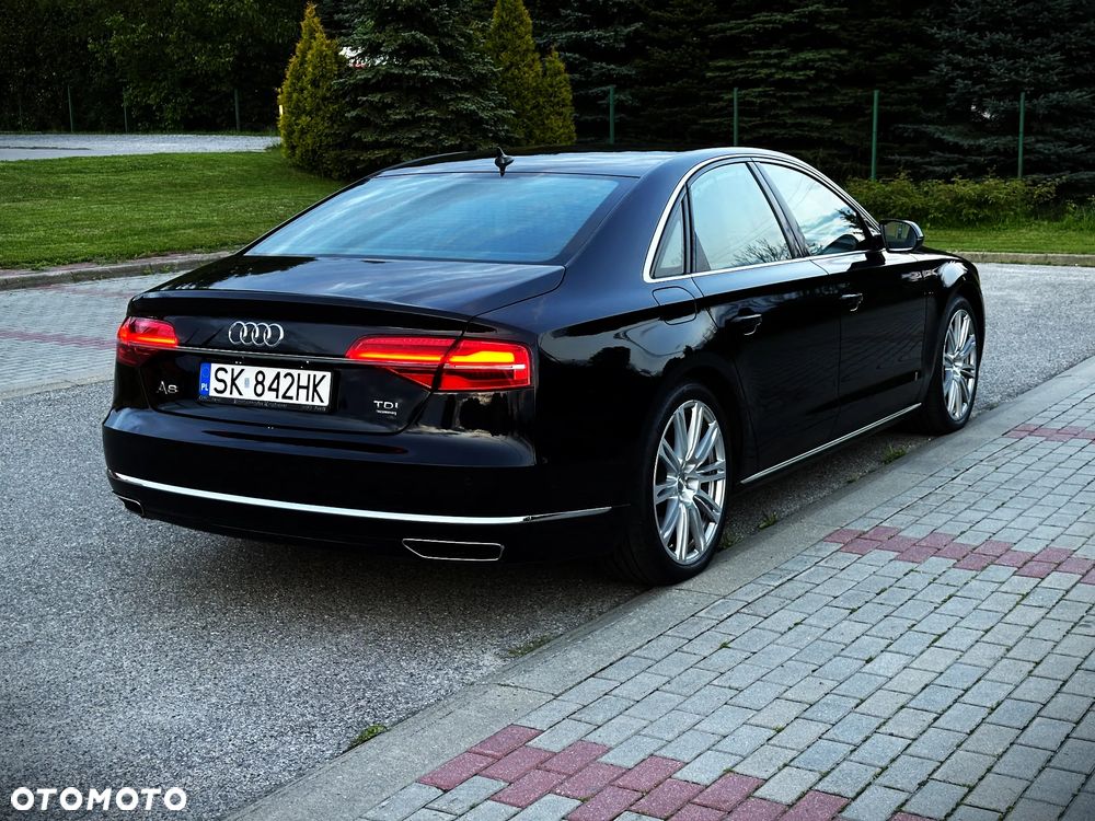 Audi A8 4.2 TDI DPF (clean diesel) quattro tiptronic - 39