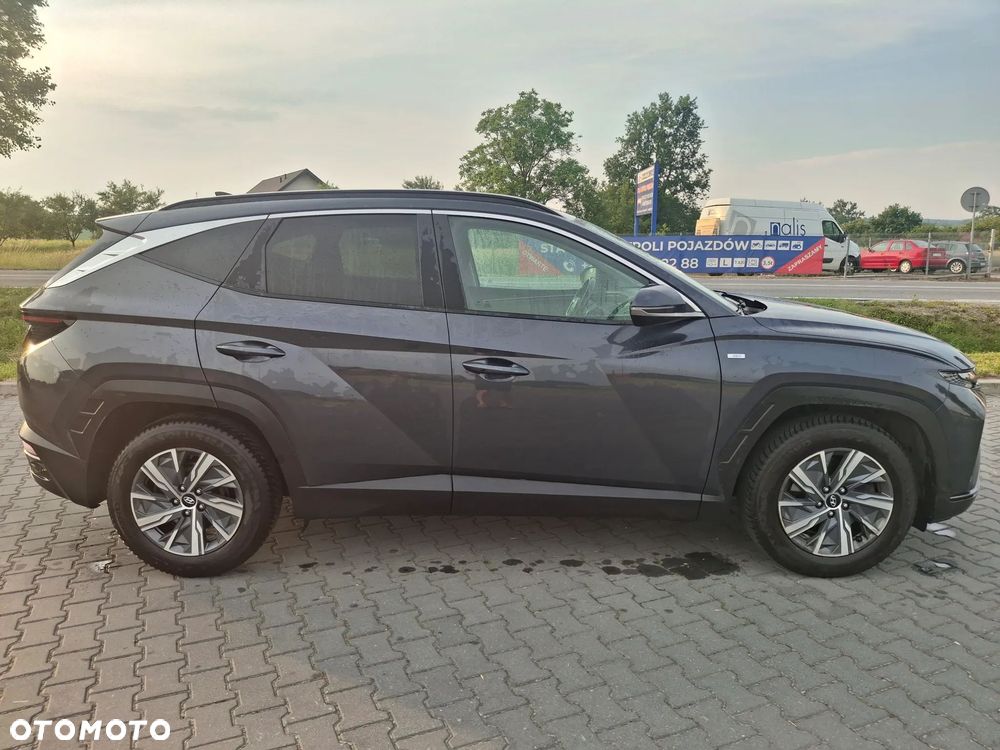 Hyundai Tucson - 2