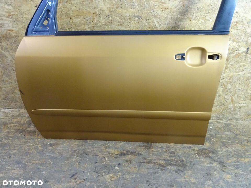DRZWI LEWY PRZÓD TOYOTA COROLLA VERSO 2.0 D4D - 3