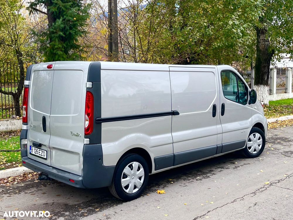 Renault TRAFIC - 3