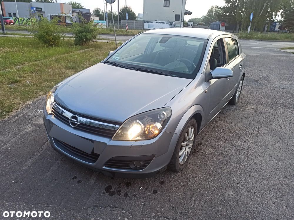 Opel Astra III 1.8 Enjoy - 1