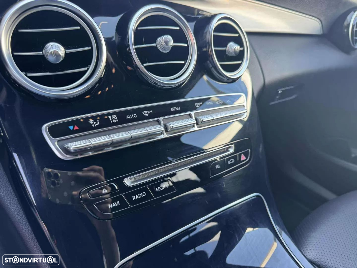 Mercedes-Benz C 300 h AMG Line - 10