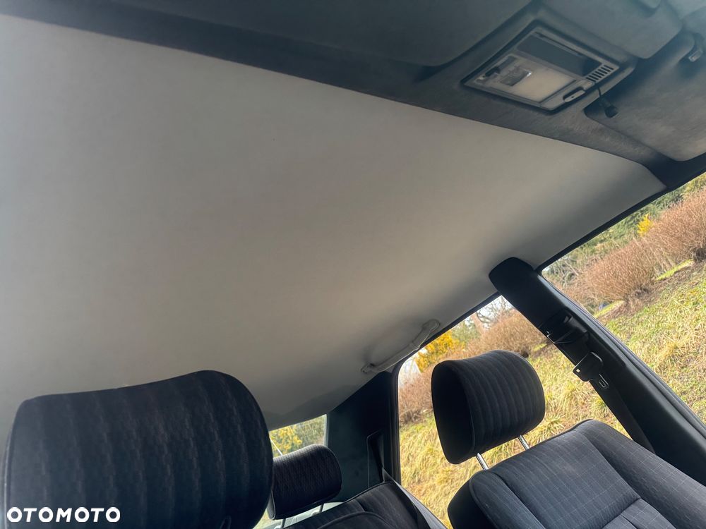 Mercedes-Benz W124 (1984-1993) - 16