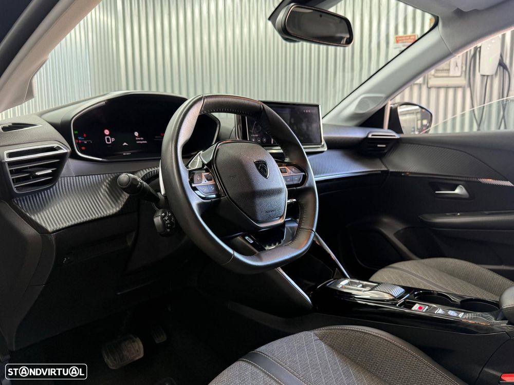 Peugeot 208 1.2 Hybrid Allure e-DCS6 - 22