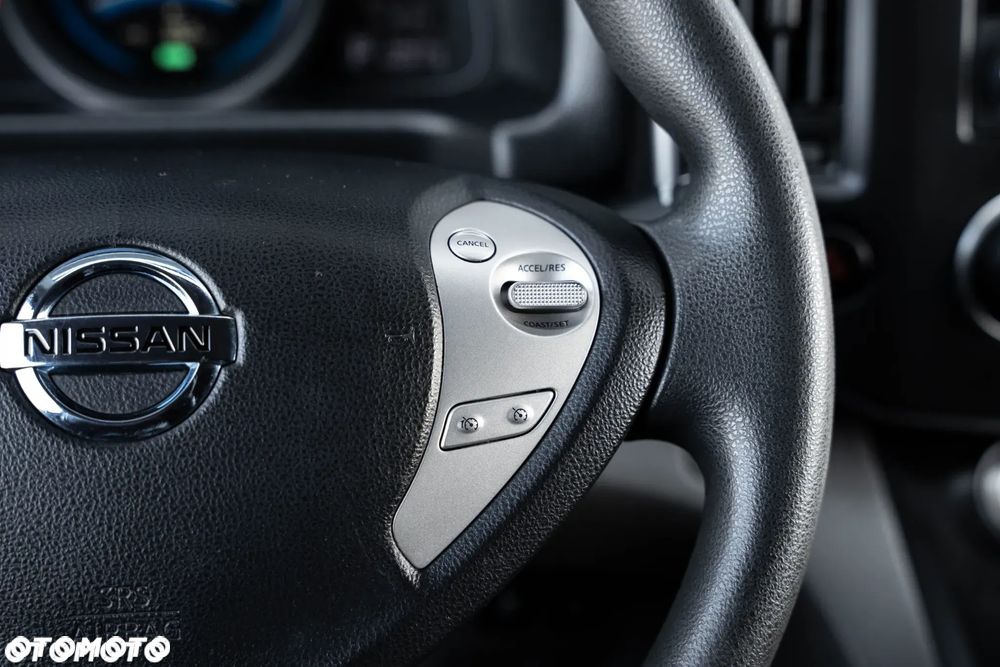 Nissan e-NV200 - 22